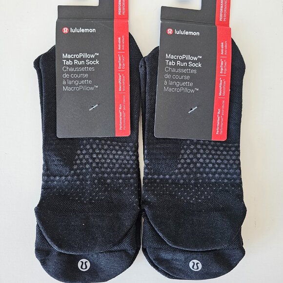 2 x NWT LULULEMON BLK Black MacroPillow Tab Run Socks Men's Size Medium - Picture 1 of 4